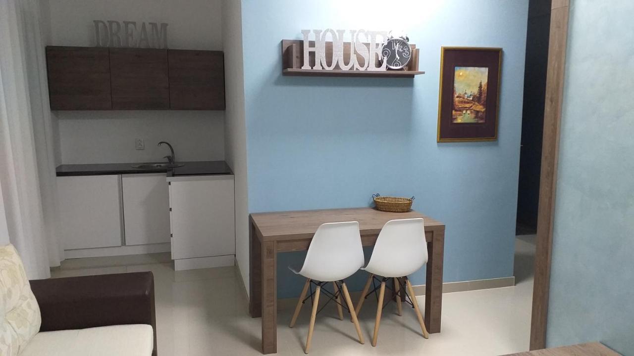 Dream House Appartement Kruševac Buitenkant foto