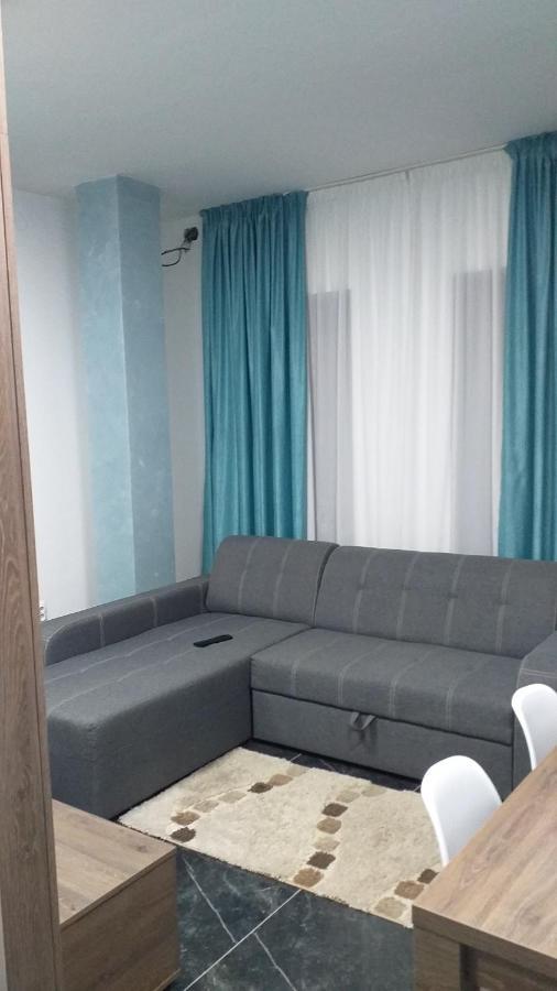 Dream House Appartement Kruševac Buitenkant foto