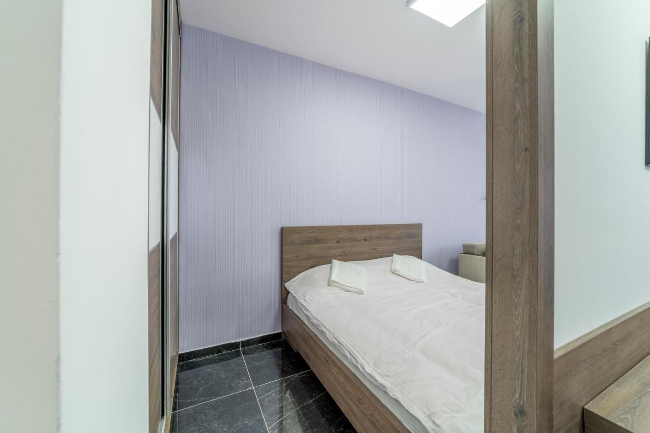 Dream House Appartement Kruševac Buitenkant foto