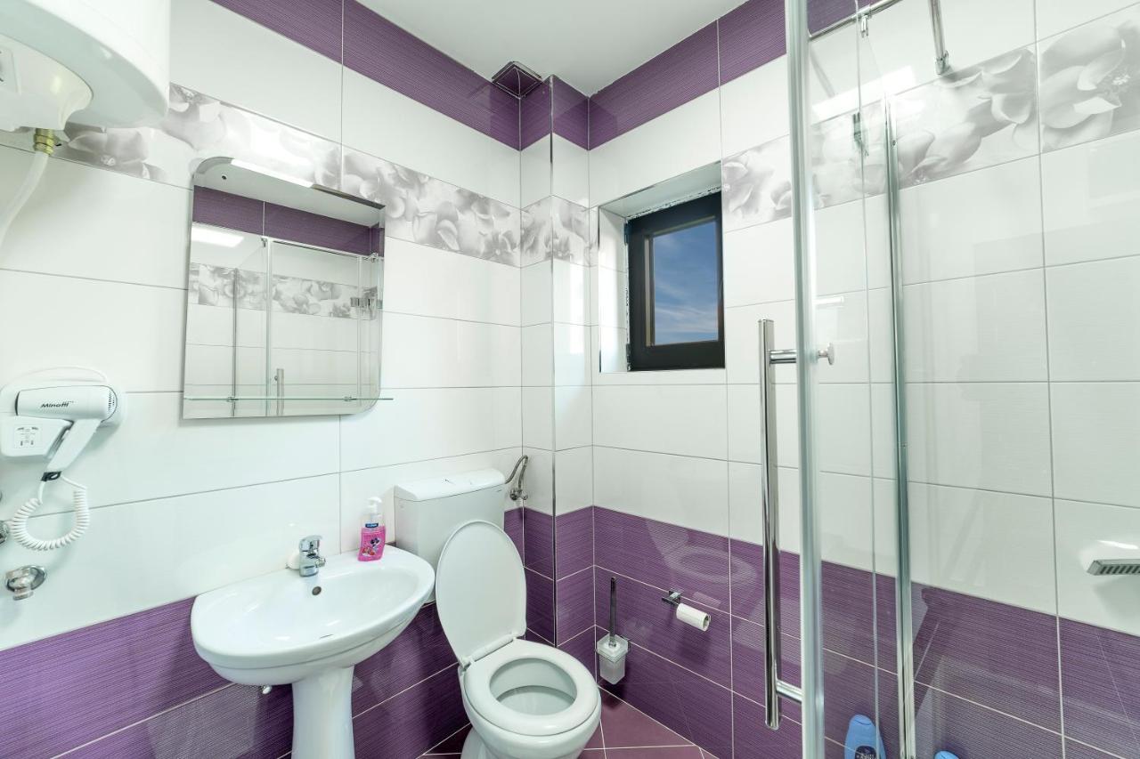 Dream House Appartement Kruševac Buitenkant foto